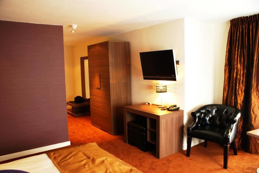 Van Der Valk Hotel Hardegarijp - Leeuwarden エクステリア 写真
